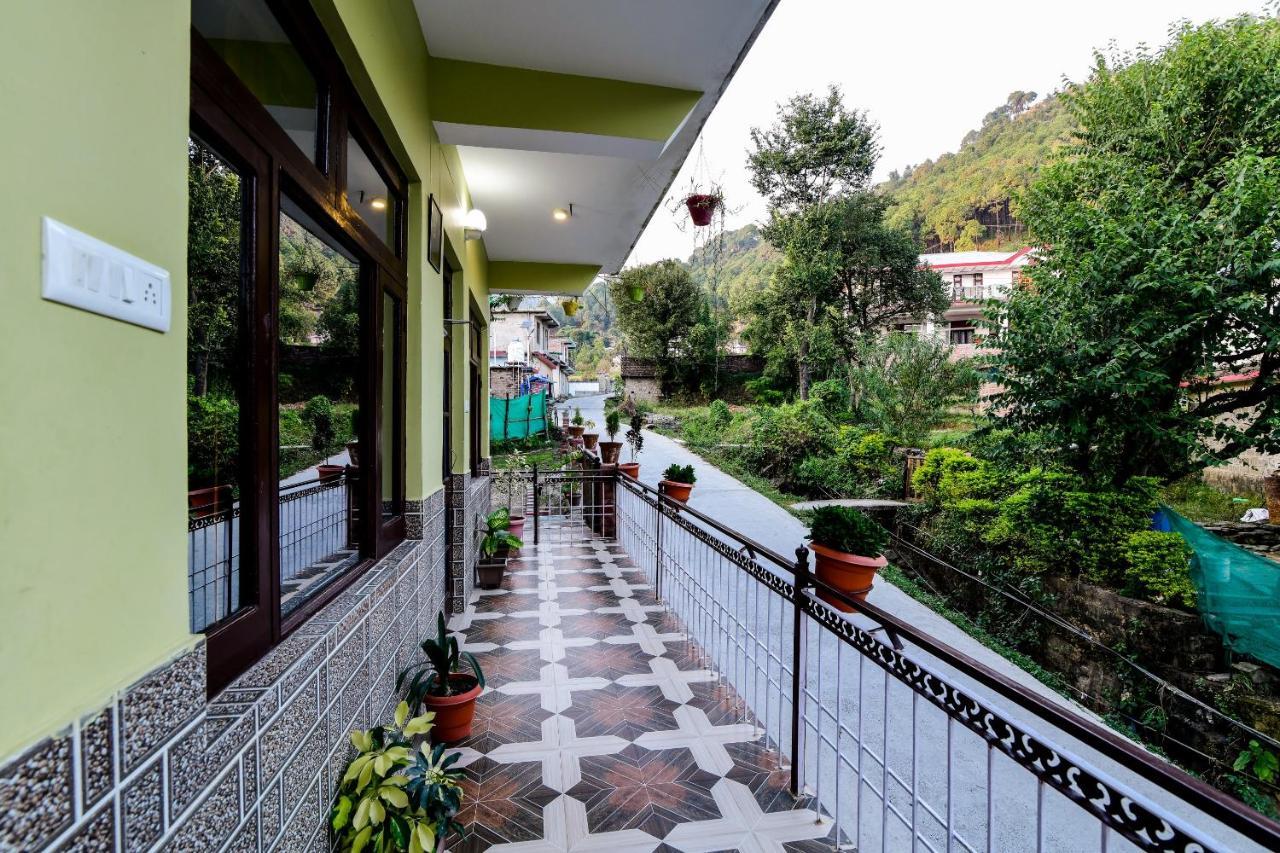 Oyo Home 13409 Cozy Stay Дхарамсала Екстериор снимка