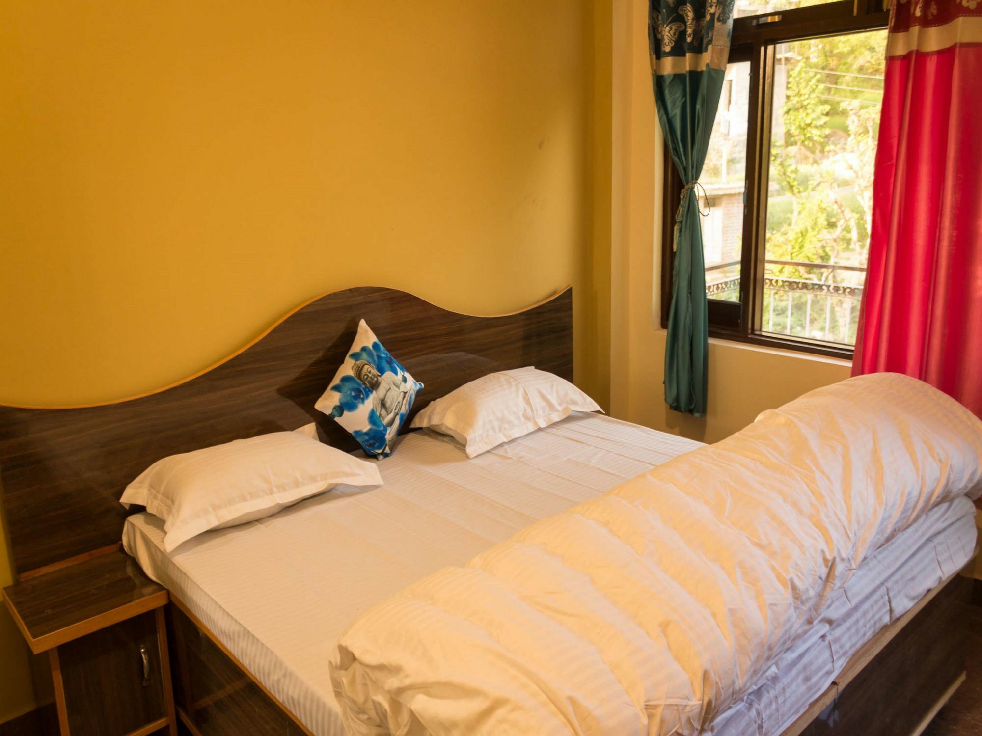 Oyo Home 13409 Cozy Stay Дхарамсала Екстериор снимка